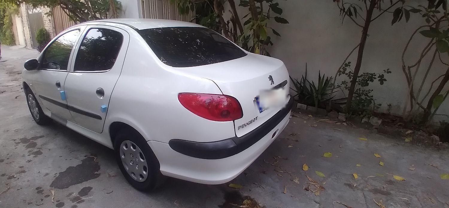 پژو ۲۰۶ صندوق دار v8 - 1389