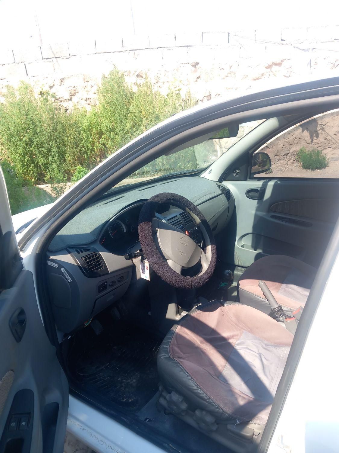 تیبا صندوق دار SX - 1398