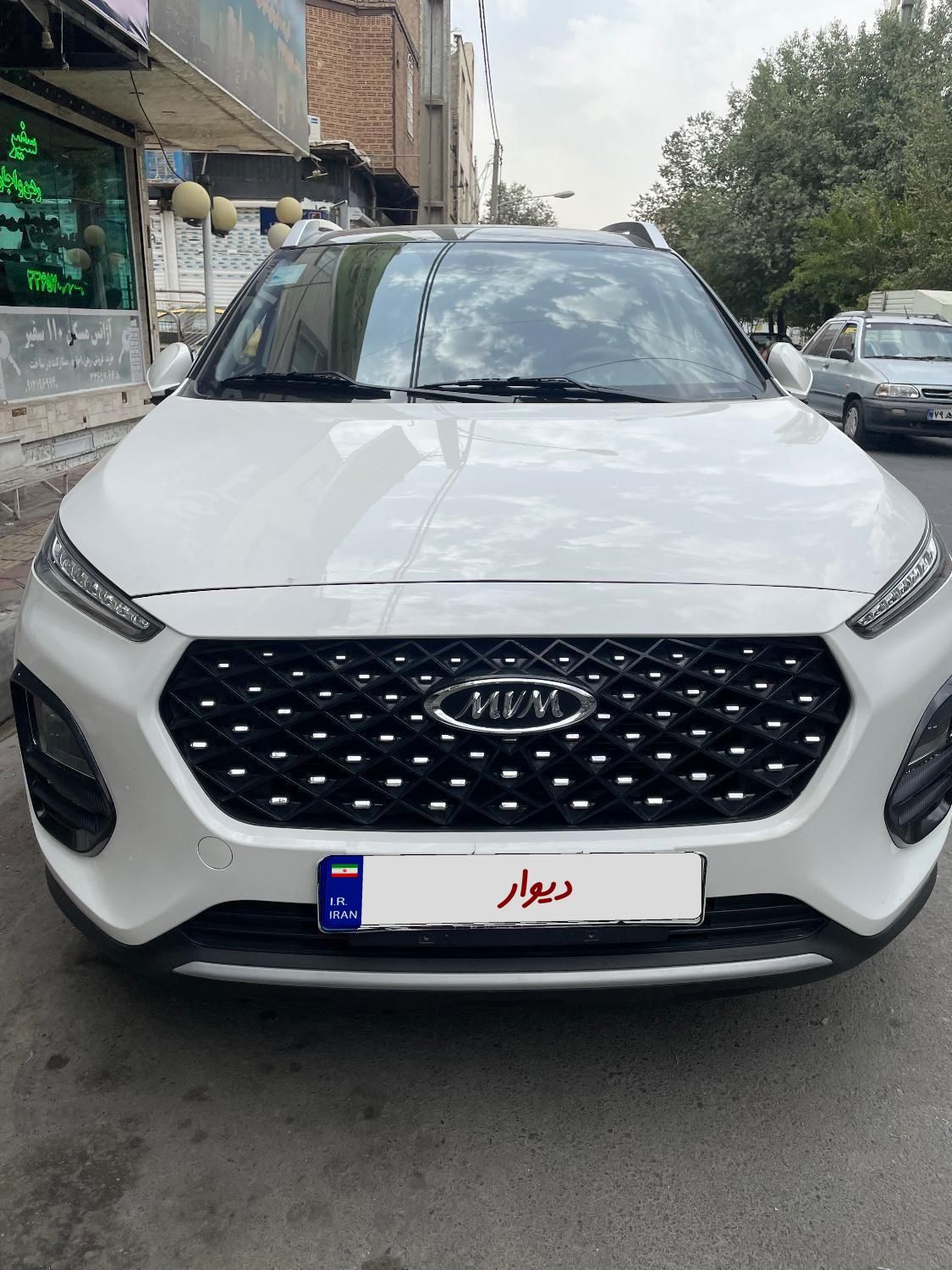 ام وی ام X22 پرو اتوماتیک IE - 1402