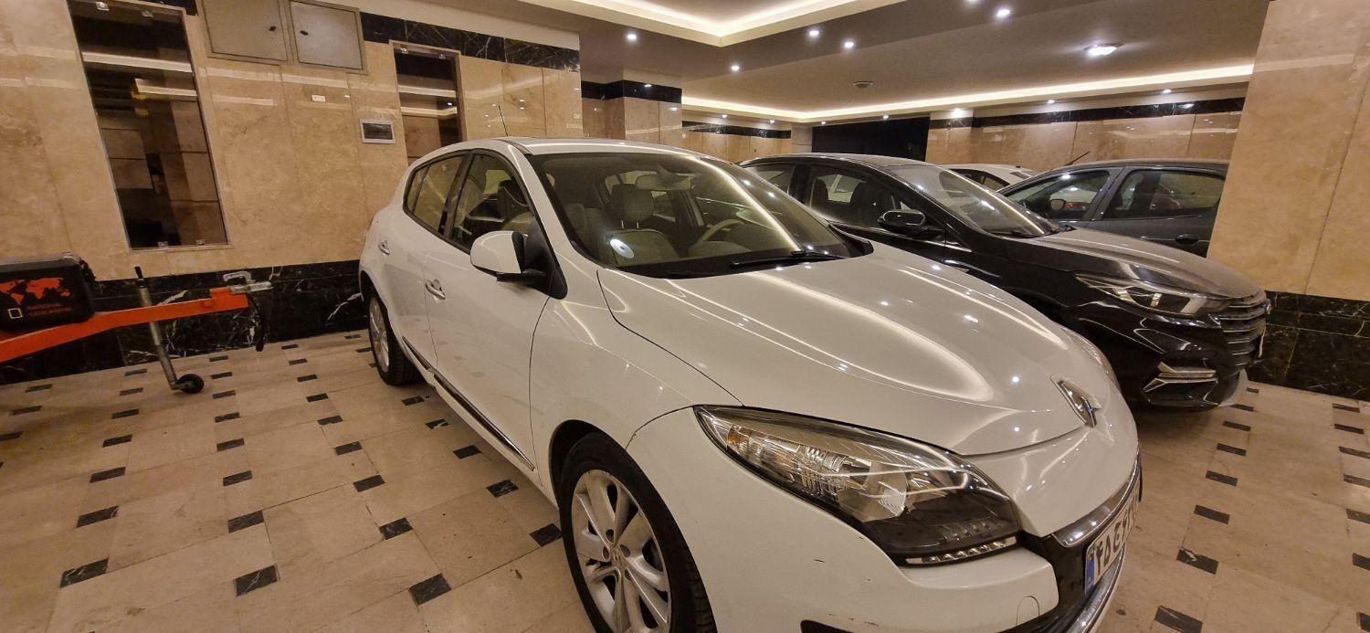 رنو اسکالا 2000 E4 - 2014