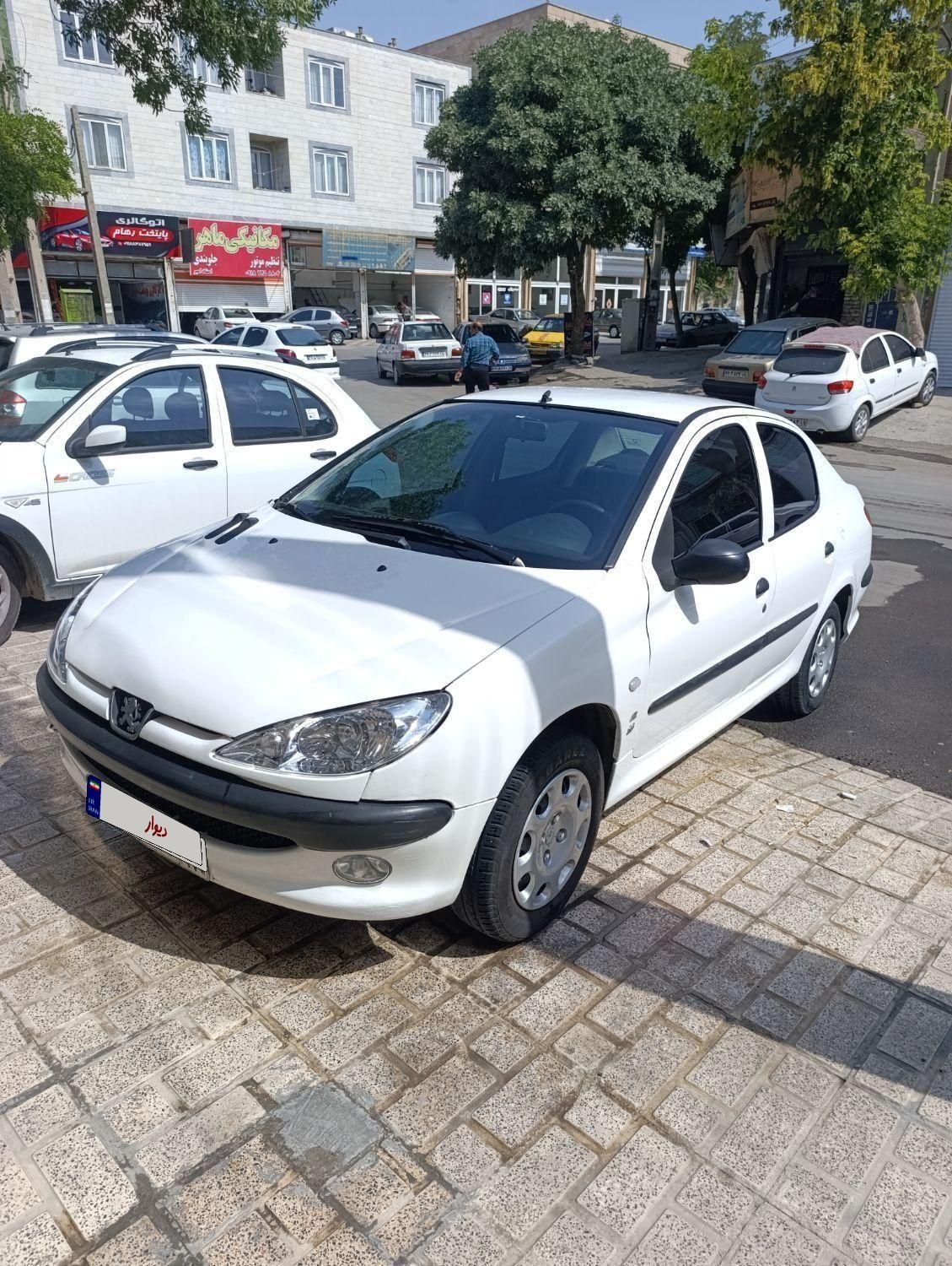 پژو ۲۰۶ صندوق دار v2 - 1391