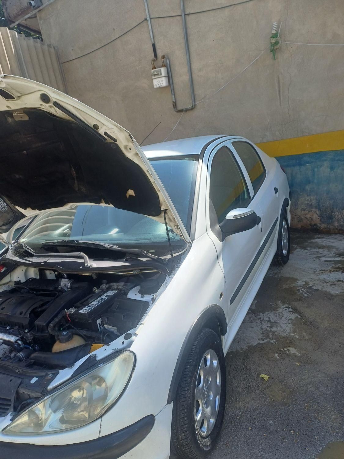 پژو ۲۰۶ صندوق دار v8 - 1395