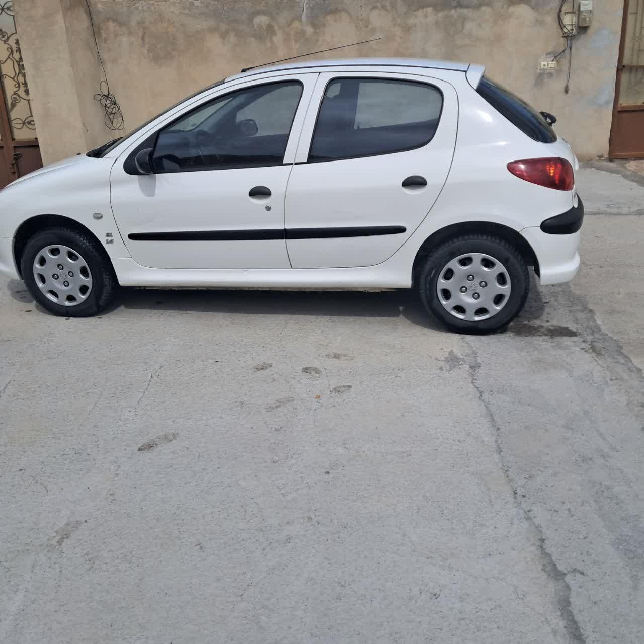 خودرو پژو، 206 آگهی ann_19600214