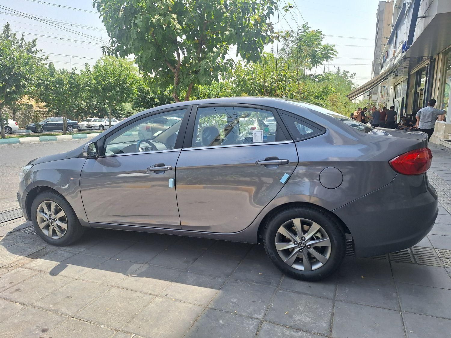 جک J4 اتوماتیک ساده - 1404