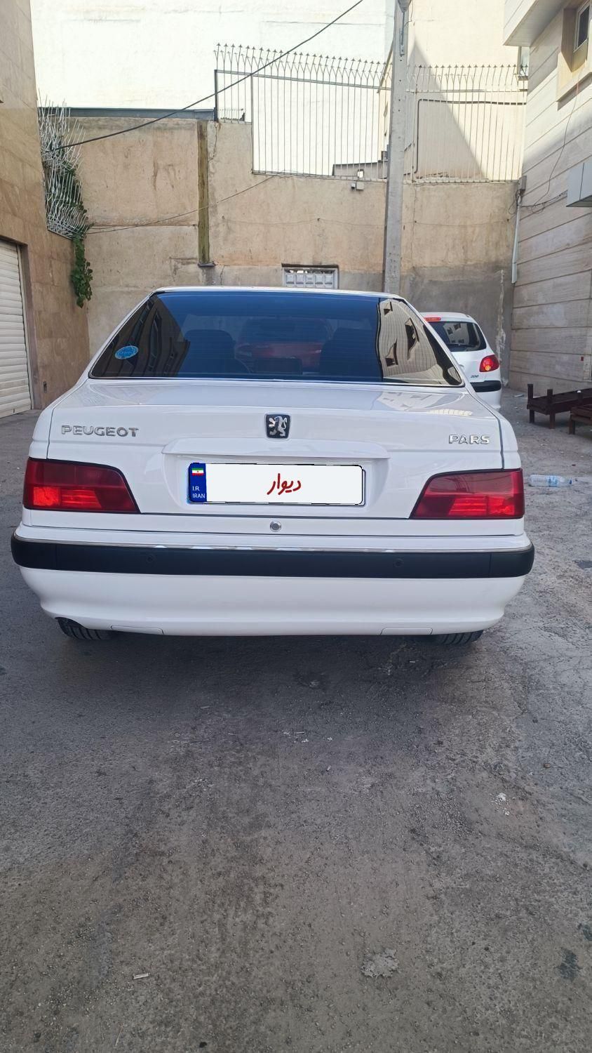پژو پارس XU7P - 1402