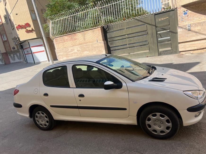 پژو ۲۰۶ صندوق دار v8 - 1388