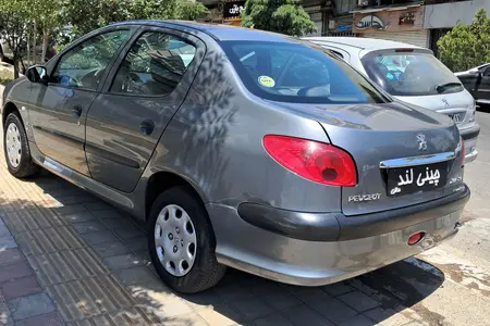 پژو ۲۰۶ صندوق دار v8 - 1398