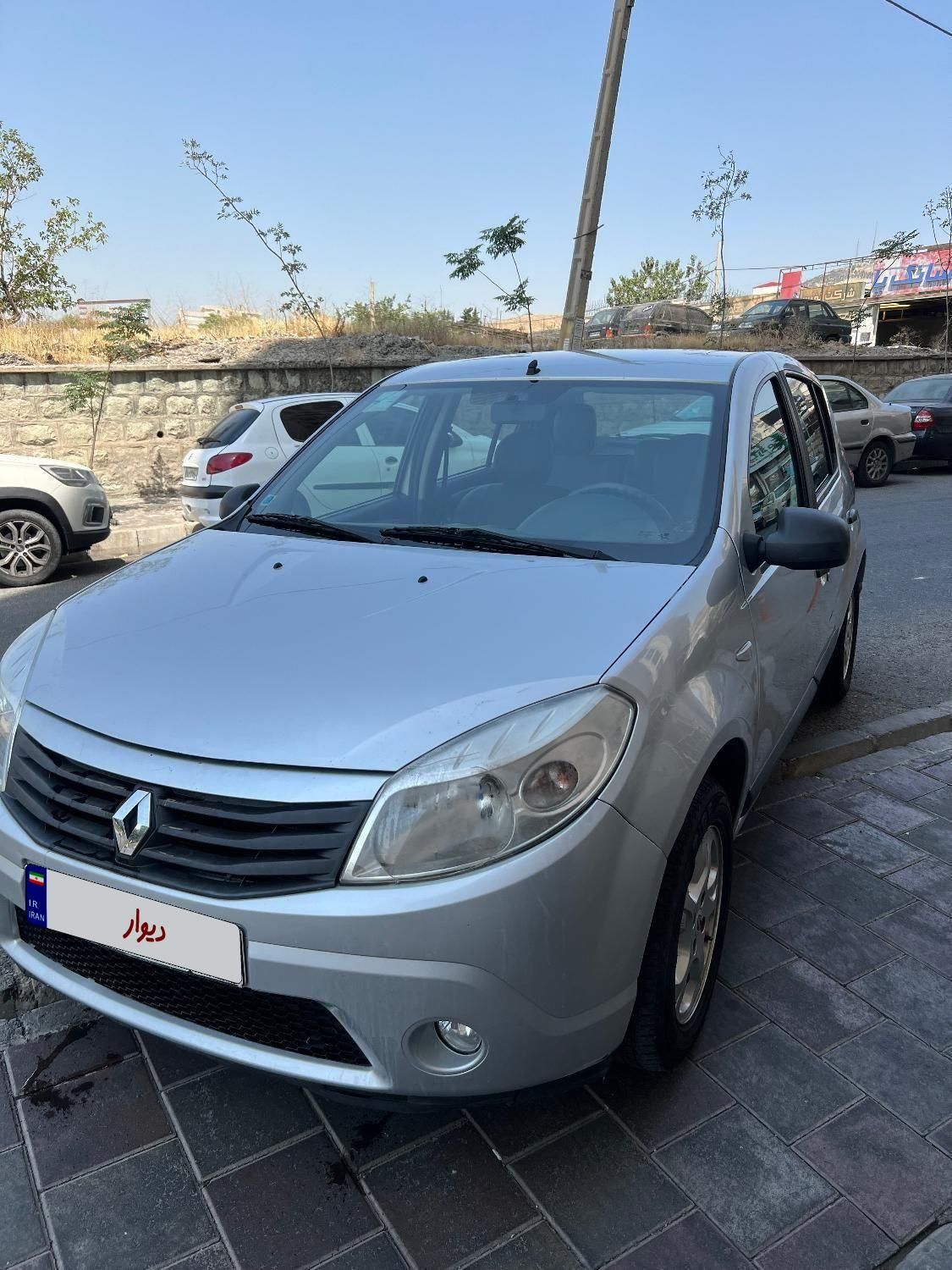خودرو رنو، ساندرو آگهی ann_19600769