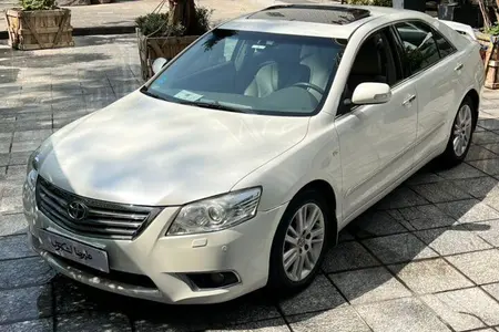تویوتا آریون XV40 - 2010