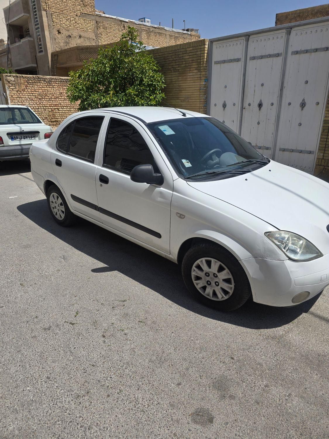 تیبا صندوق دار SX - 1395