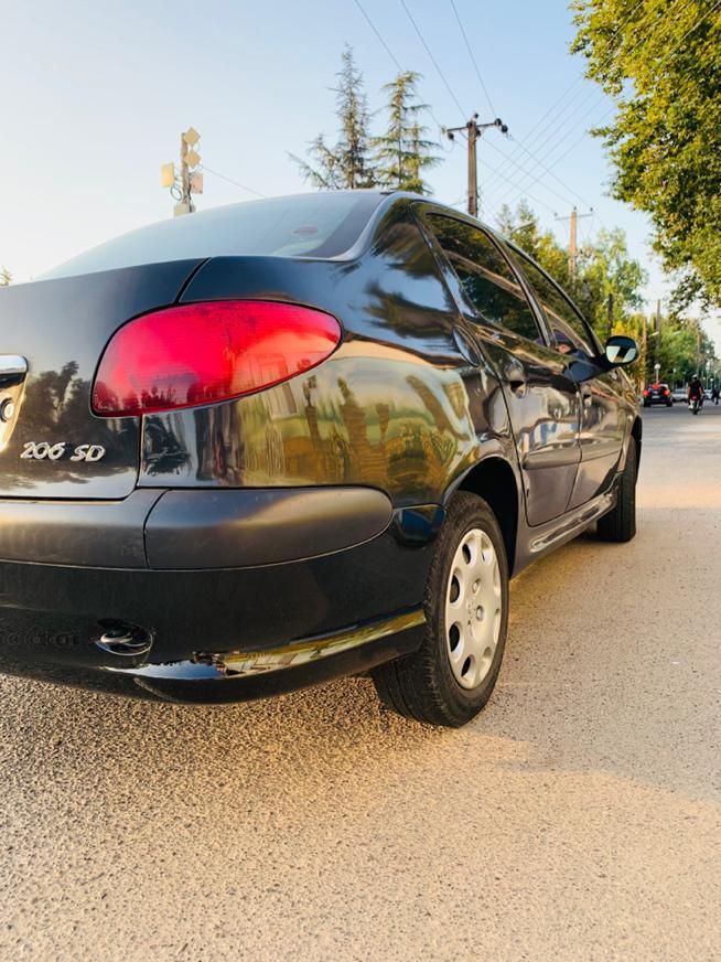 پژو ۲۰۶ صندوق دار v8 - 1392