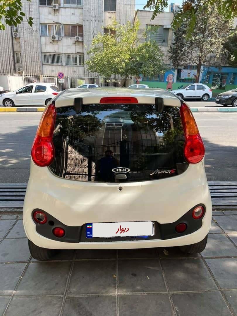 خودرو ام وی ام، 110S آگهی ann_19601131