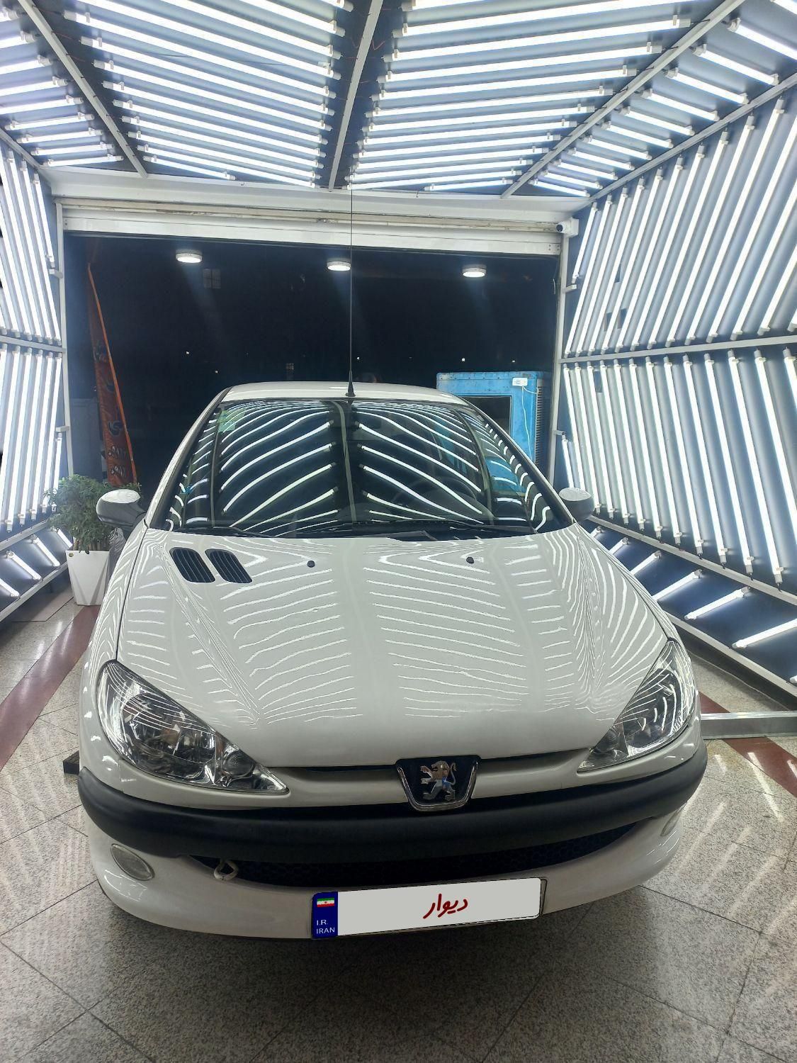 پژو ۲۰۶ صندوق دار v8 - 1390