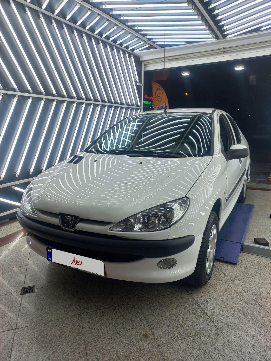 پژو ۲۰۶ صندوق دار v8 - 1390