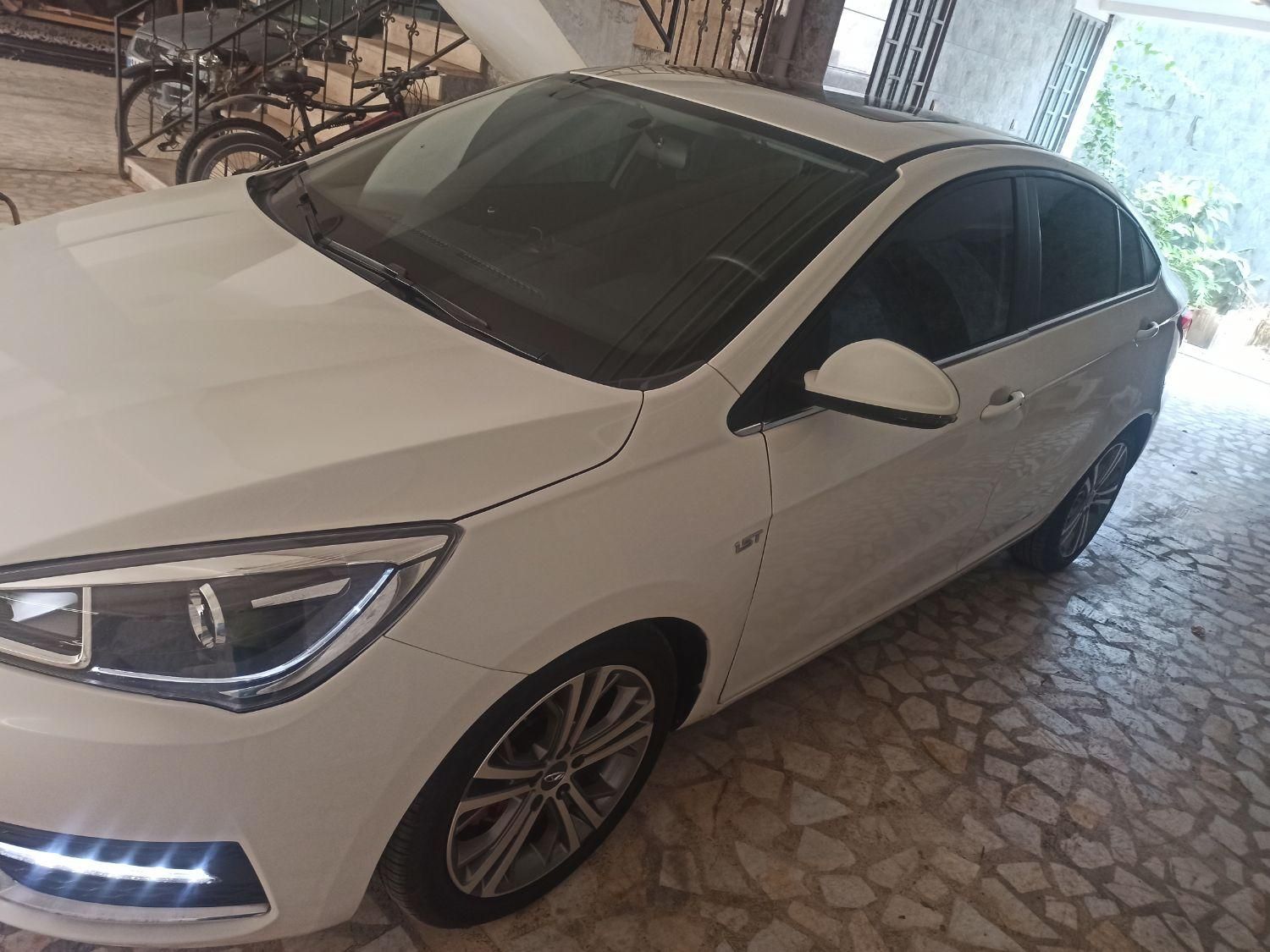 چری آریزو ۵ توربو TE - 1400