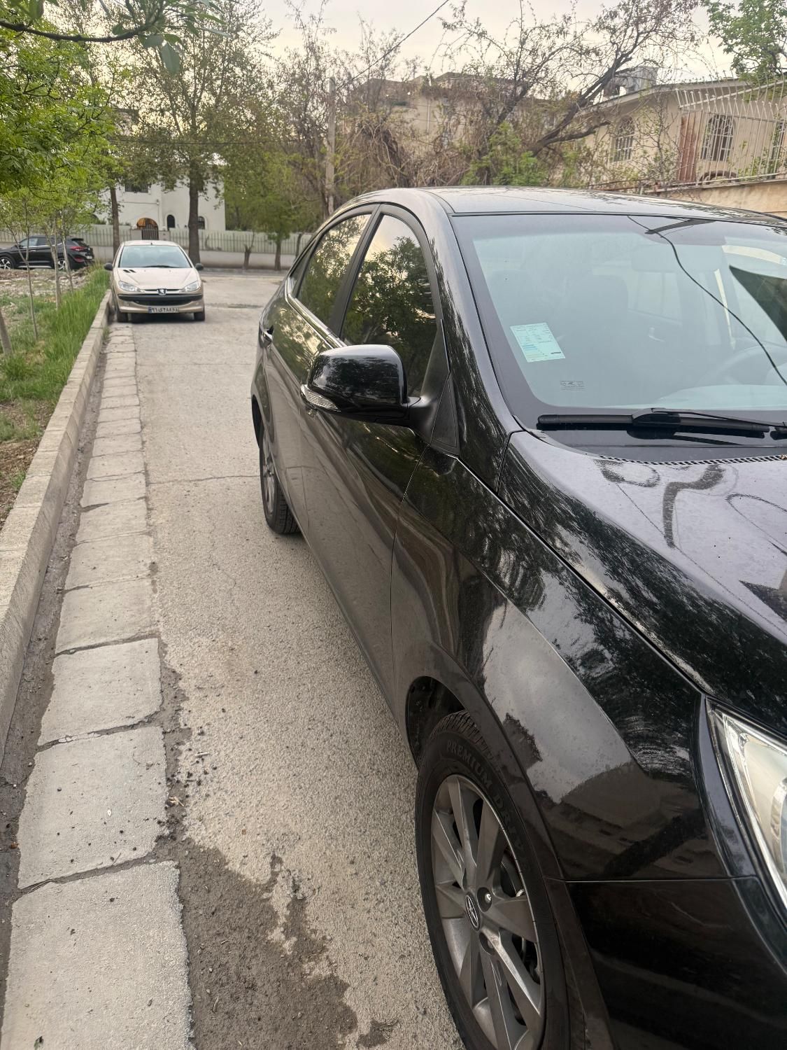 جک J4 اتوماتیک ساده - 1402