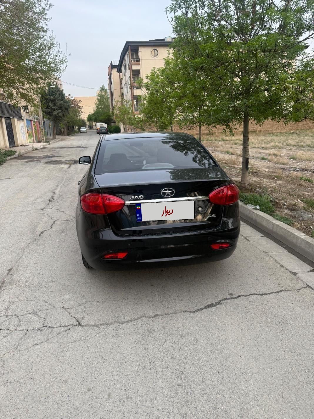 جک J4 اتوماتیک ساده - 1402