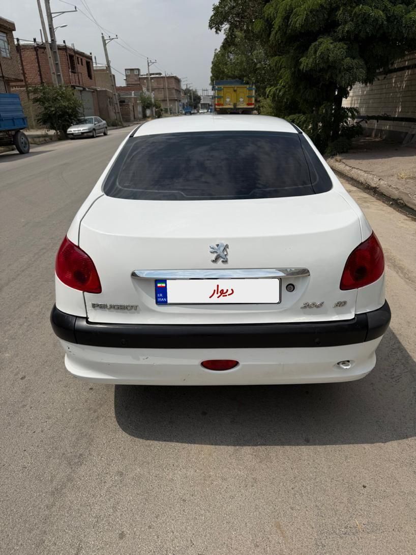پژو ۲۰۶ صندوق دار v8 - 1399