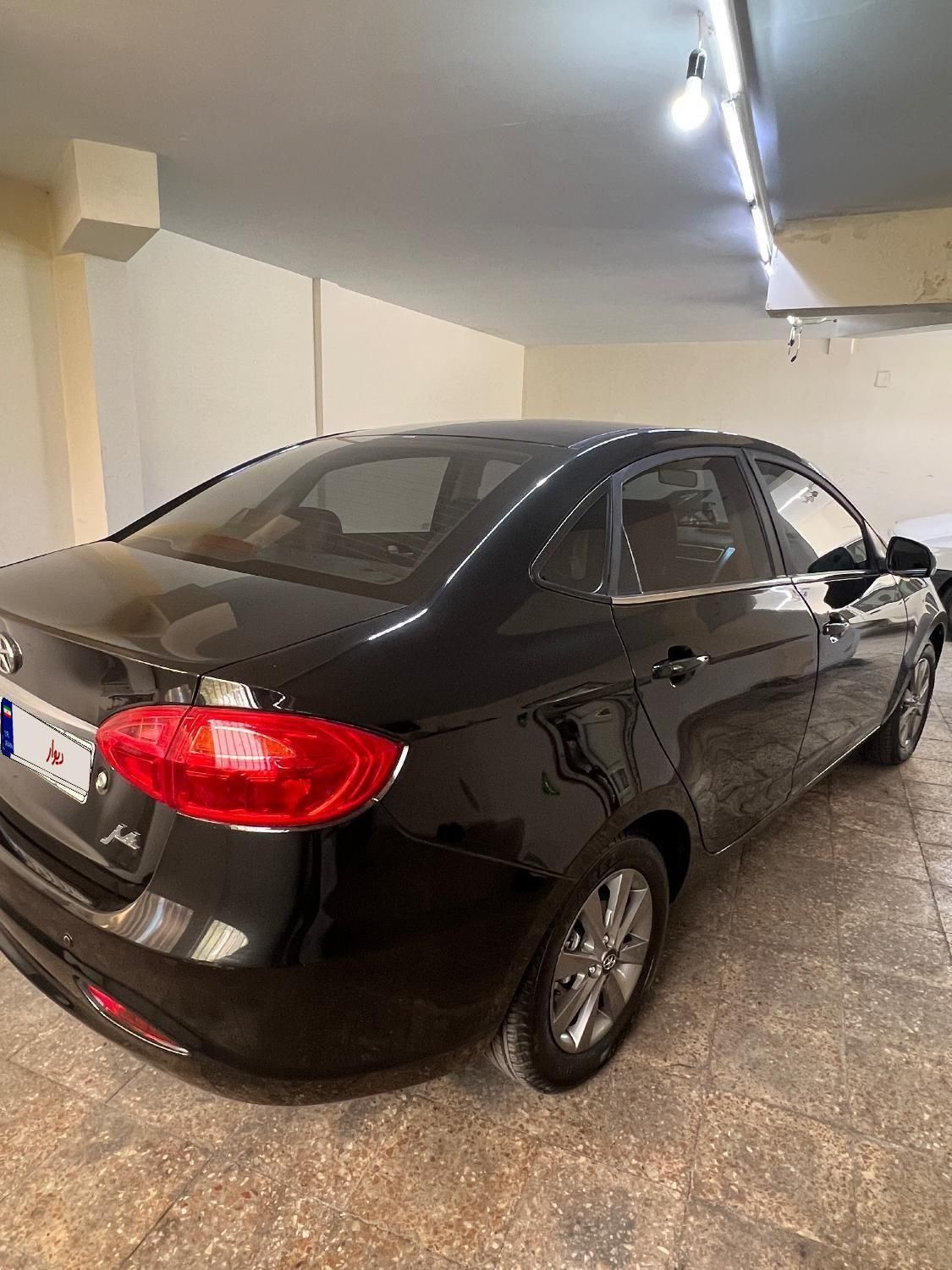 جک J4 اتوماتیک ساده - 1403