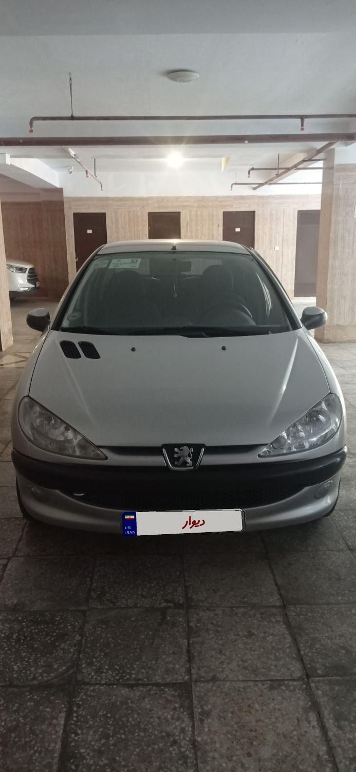 پژو ۲۰۶ صندوق دار v8 - 1390
