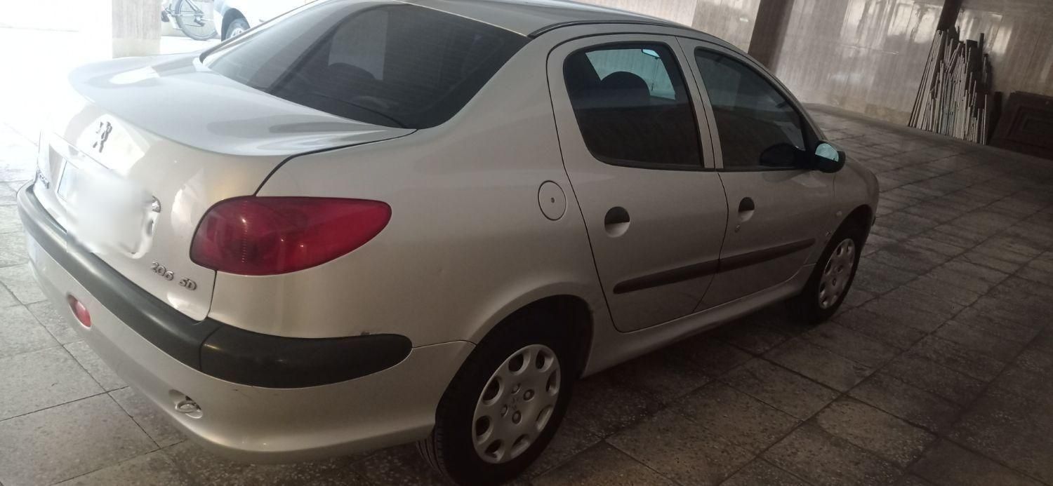 پژو ۲۰۶ صندوق دار v8 - 1390