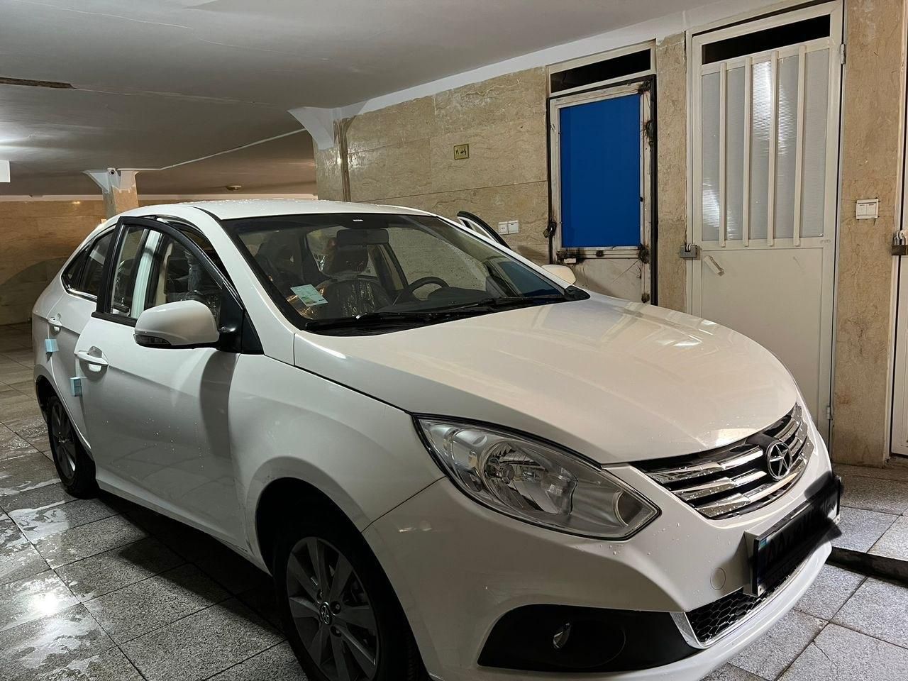 جک J4 اتوماتیک ساده - 1401