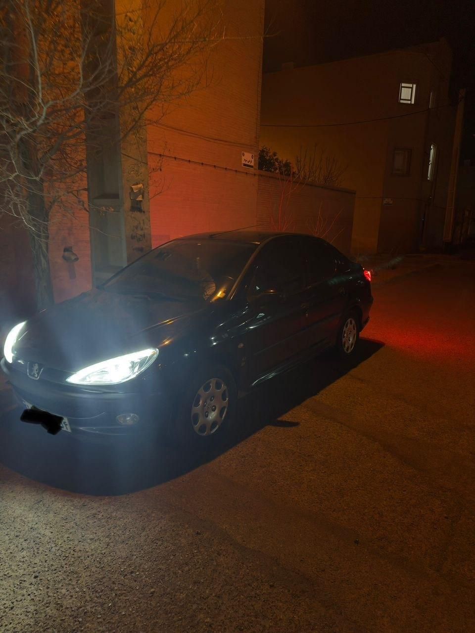 پژو ۲۰۶ صندوق دار v8 - 1395
