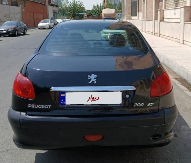پژو ۲۰۶ صندوق دار v8 - 1390