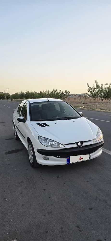 پژو ۲۰۶ صندوق دار v8 - 1396