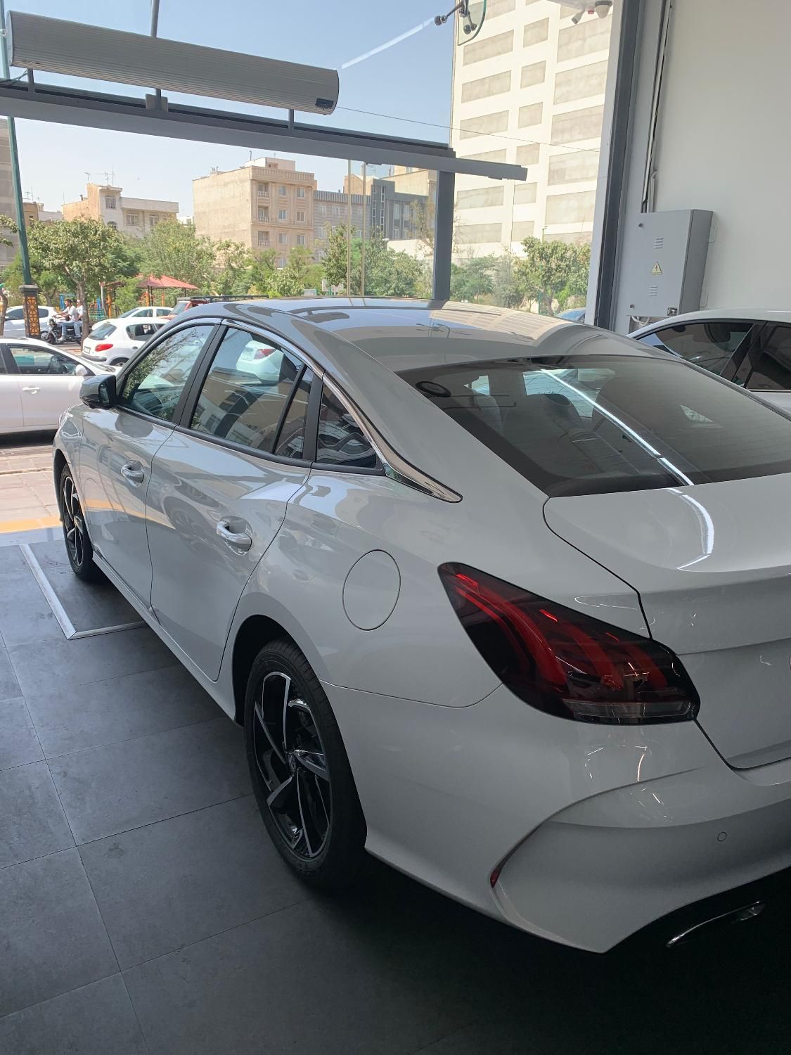 ام جی GT اتوماتیک - 2024