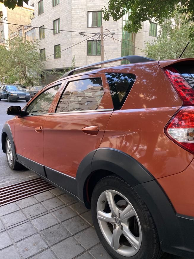 دانگ فنگ H30 کراس اتوماتیک - 1395