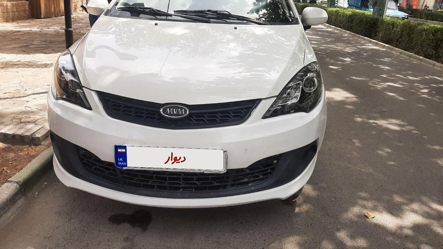 ام وی ام 315 هاچ بک اسپرت لاکچری - 1394