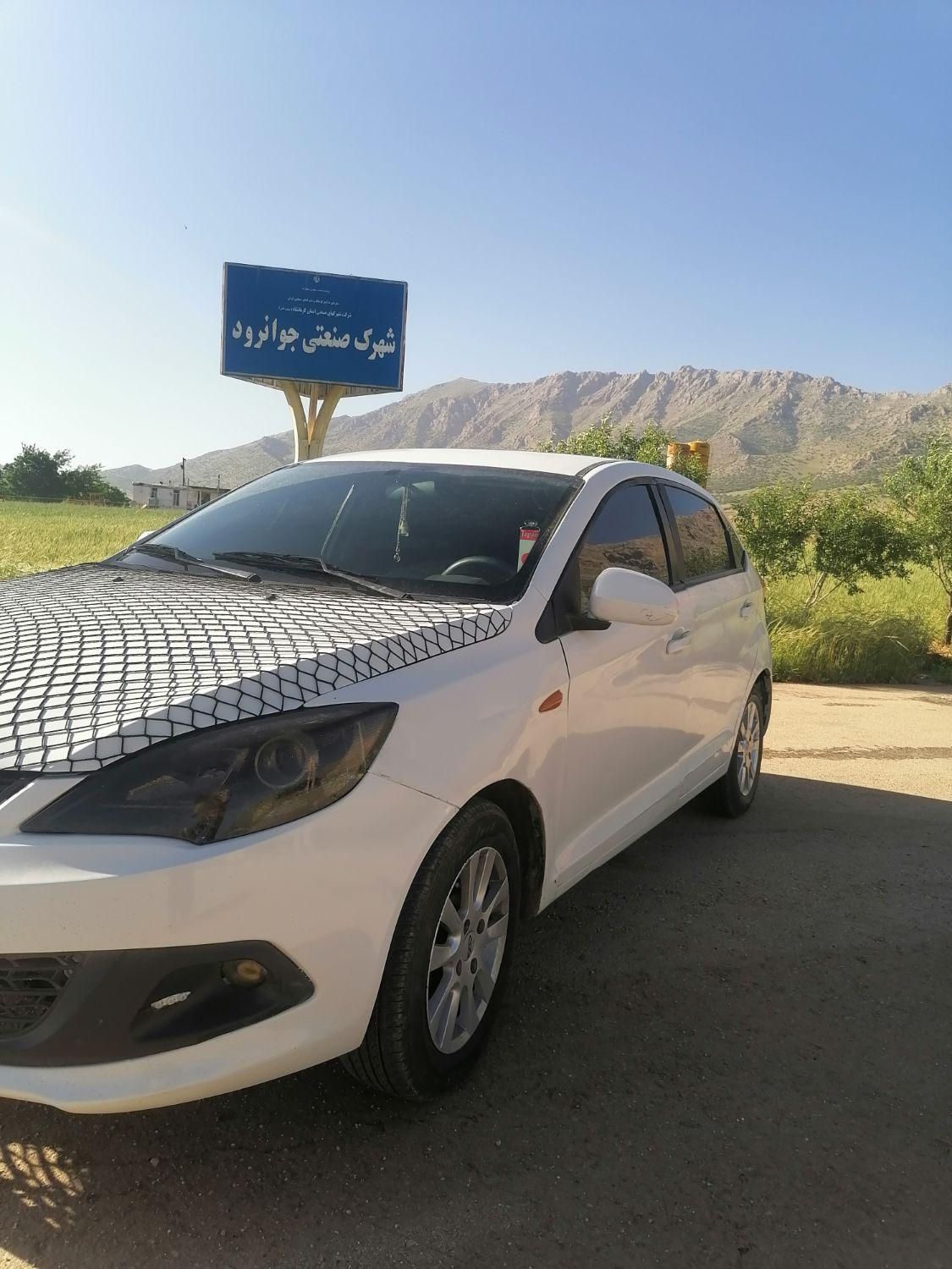 ام وی ام 315 صندوقدار اسپرت دنده‌ای - 1394
