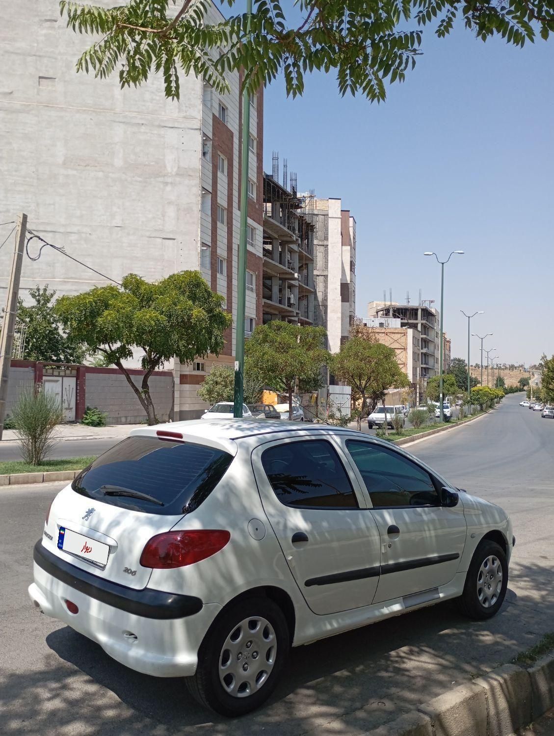 پژو 206 تیپ 2 - 1389