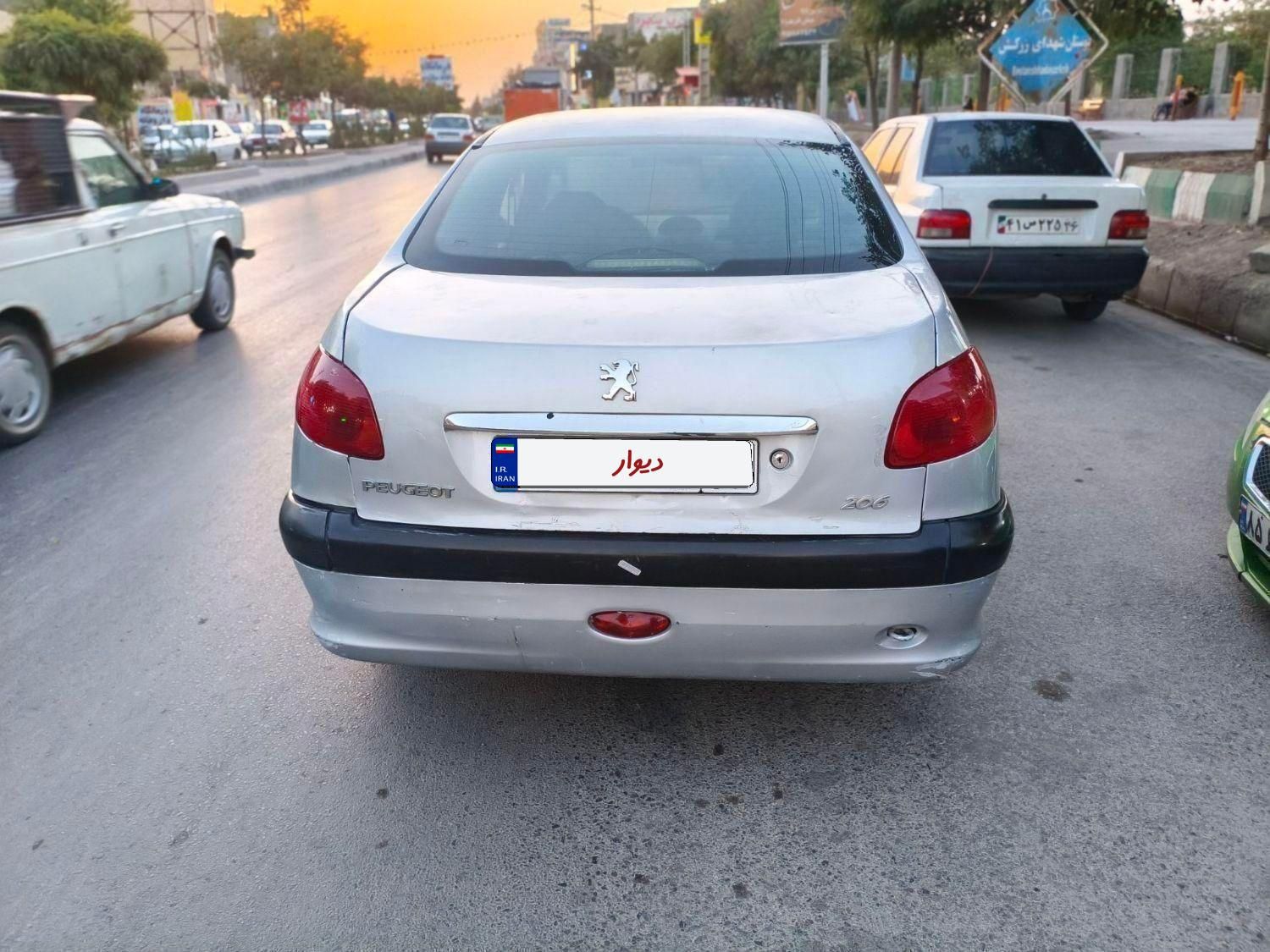 پژو ۲۰۶ صندوق دار v8 - 1388