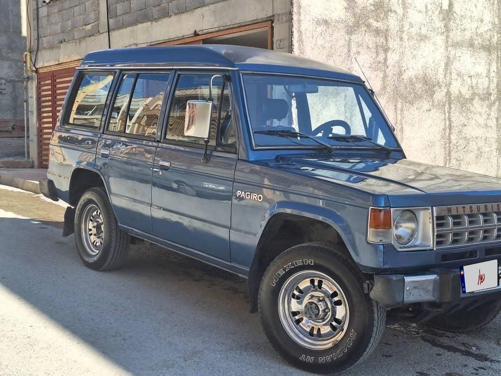 میتسوبیشی پاجرو چهار درب ۶ سیلندر - 1990