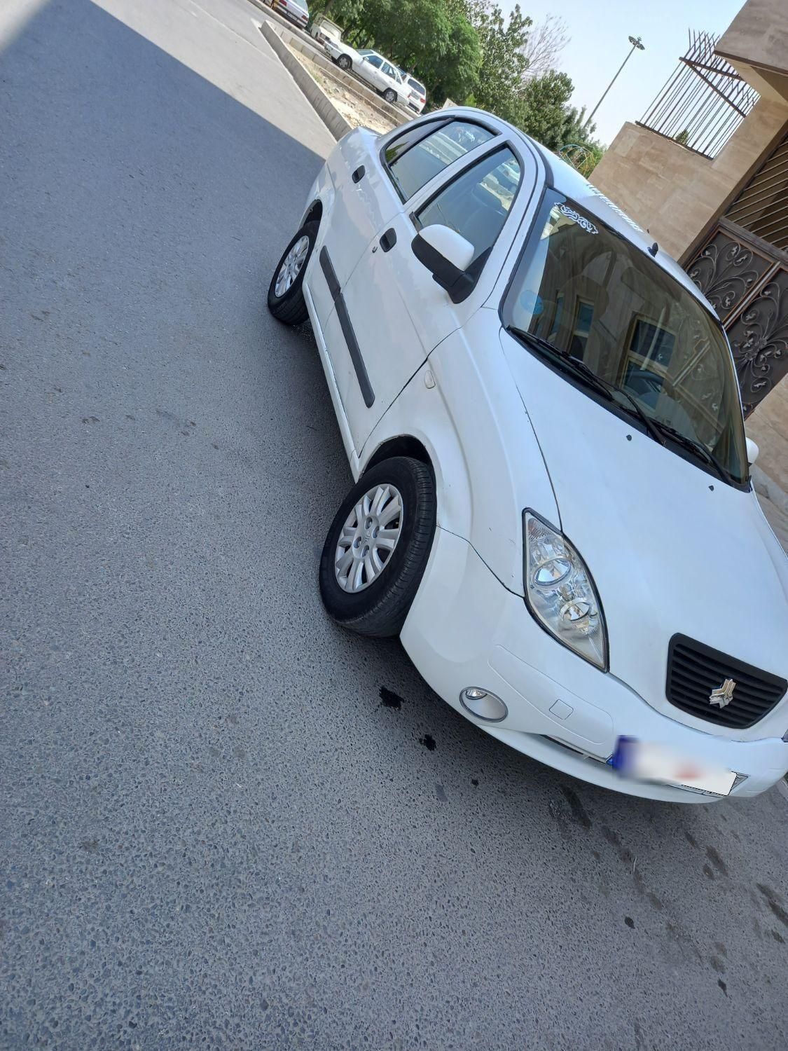 تیبا صندوق دار LX - 1390