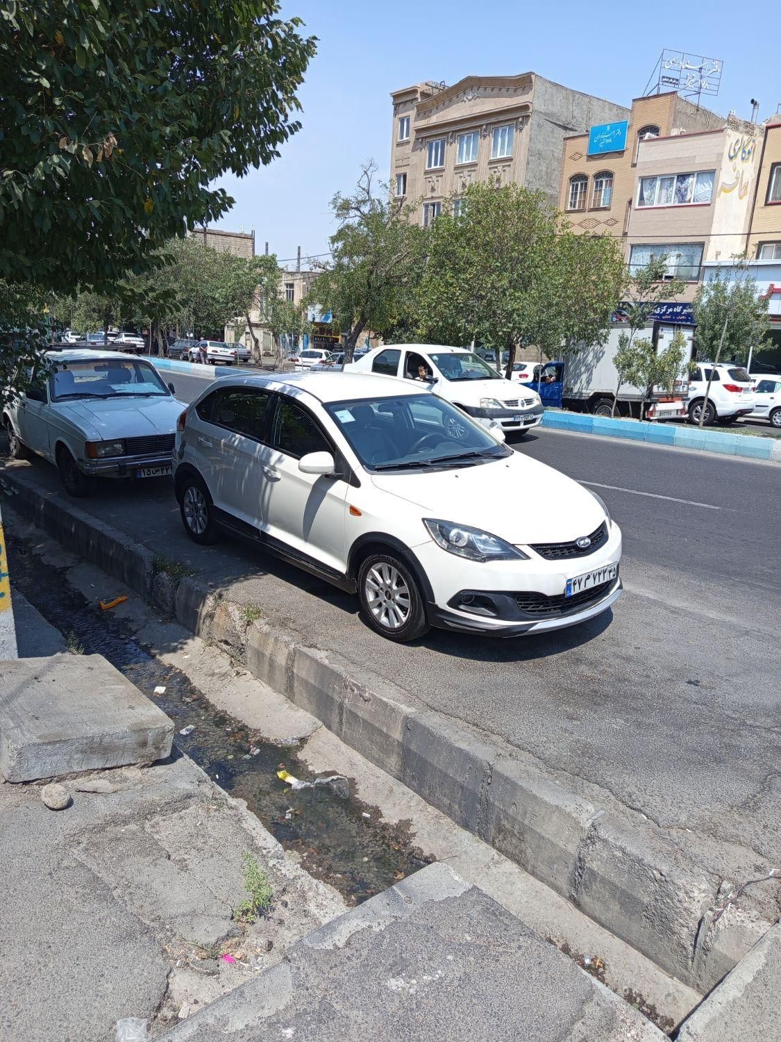 ام وی ام 315 هاچ بک اسپرت لاکچری - 1396