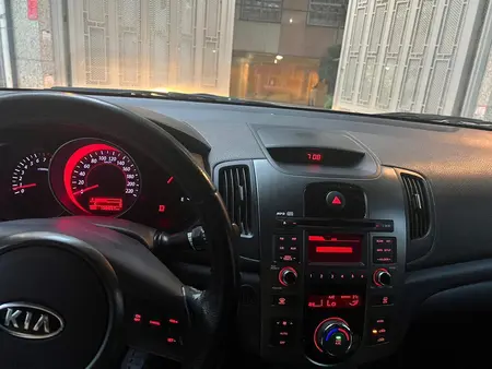 کیا سراتو 2.0 لیتر دنده ای - 2010