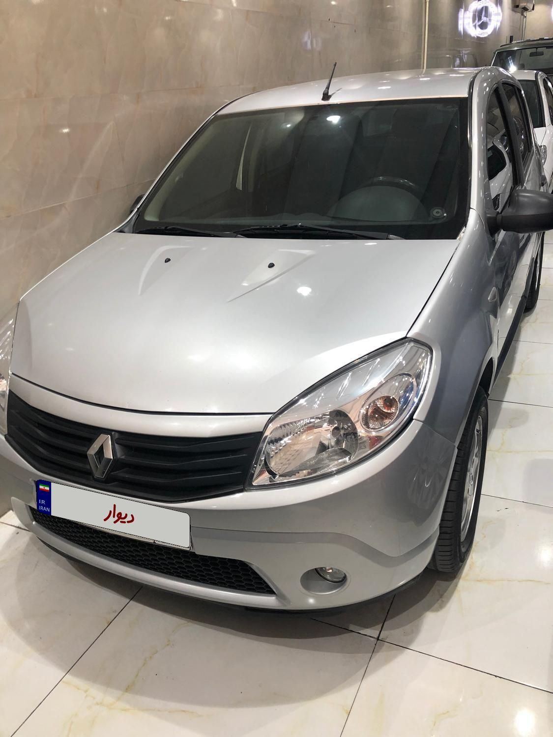 رنو ساندرو دنده ای - 1395