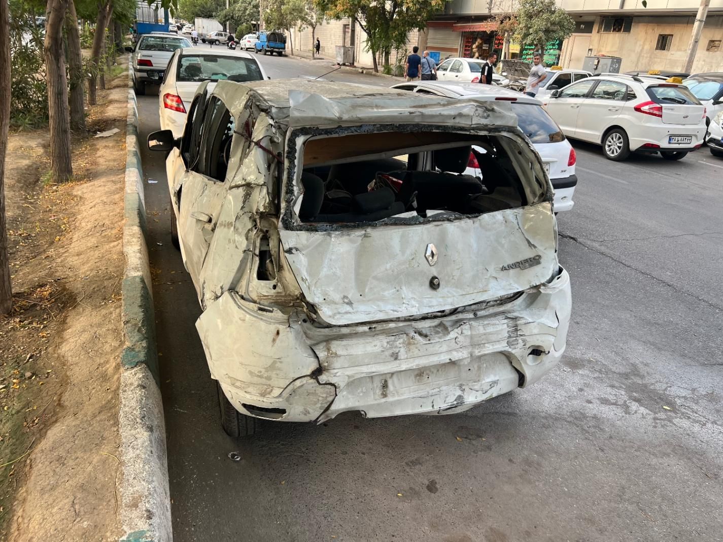 خودرو رنو، ساندرو آگهی ann_19659191