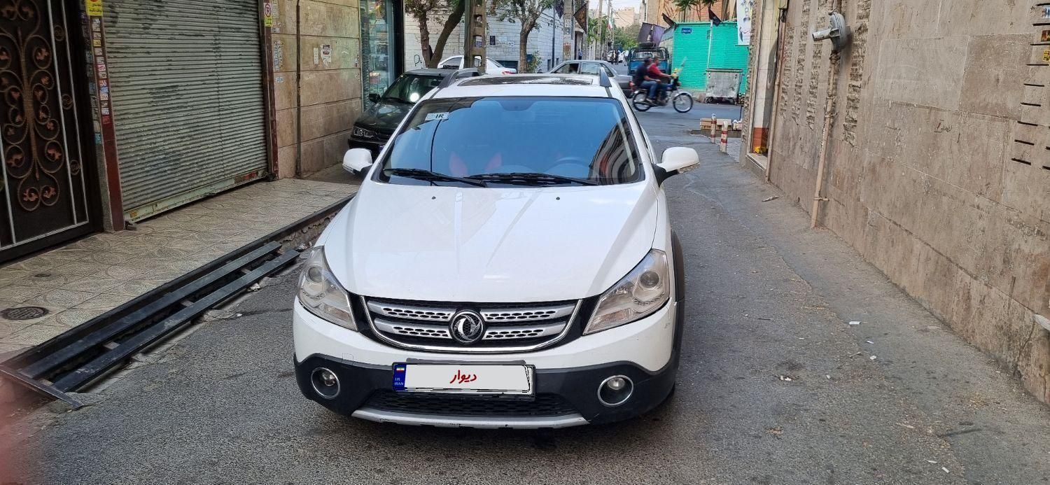 خودرو دانگ فنگ، H30 کراس آگهی ann_19660542