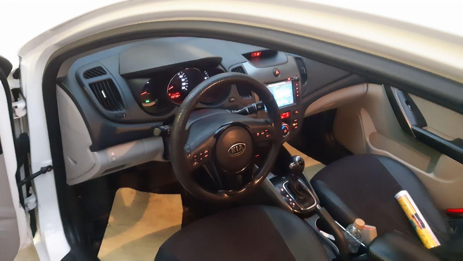 کیا سراتو 2.0 لیتر اتوماتیک GT لاین - 2016