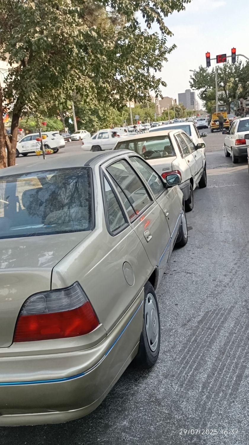 دوو سیلو سدان - 1383