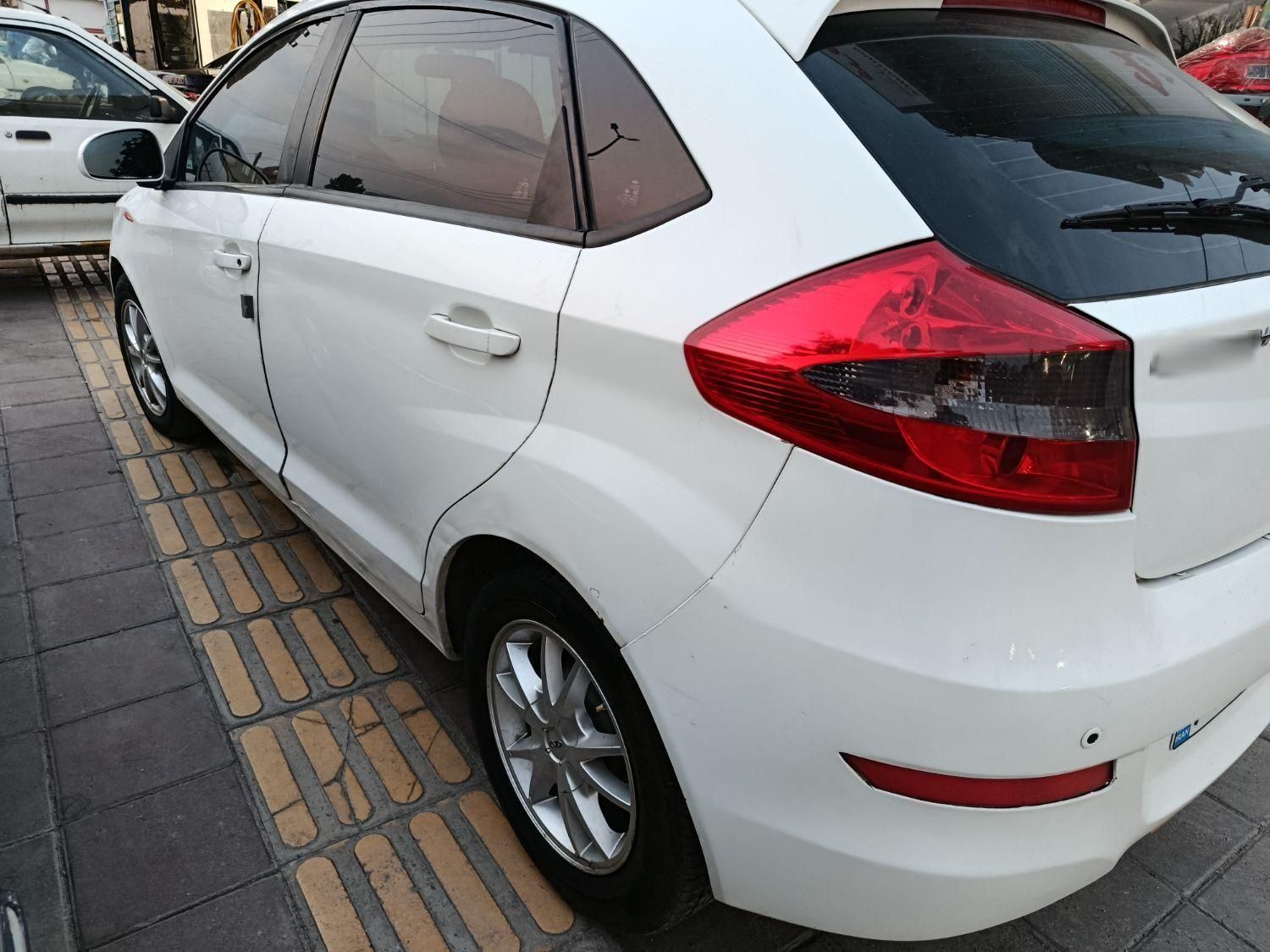 ام وی ام 315 هاچ بک ساده دنده ای - 1391