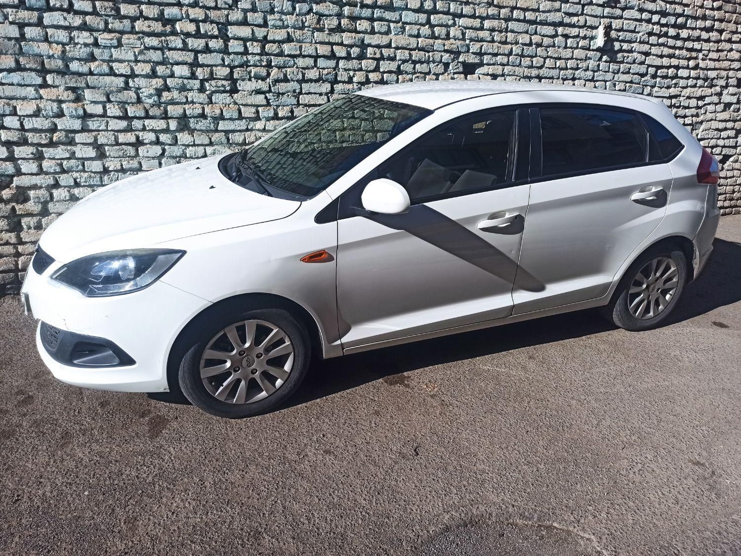 ام وی ام 315 هاچ بک ساده دنده ای - 1394