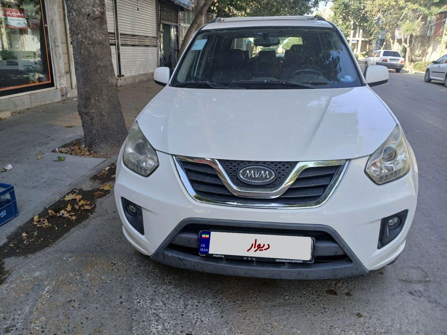 ام وی ام X33 دنده‌ای ساده - 1395
