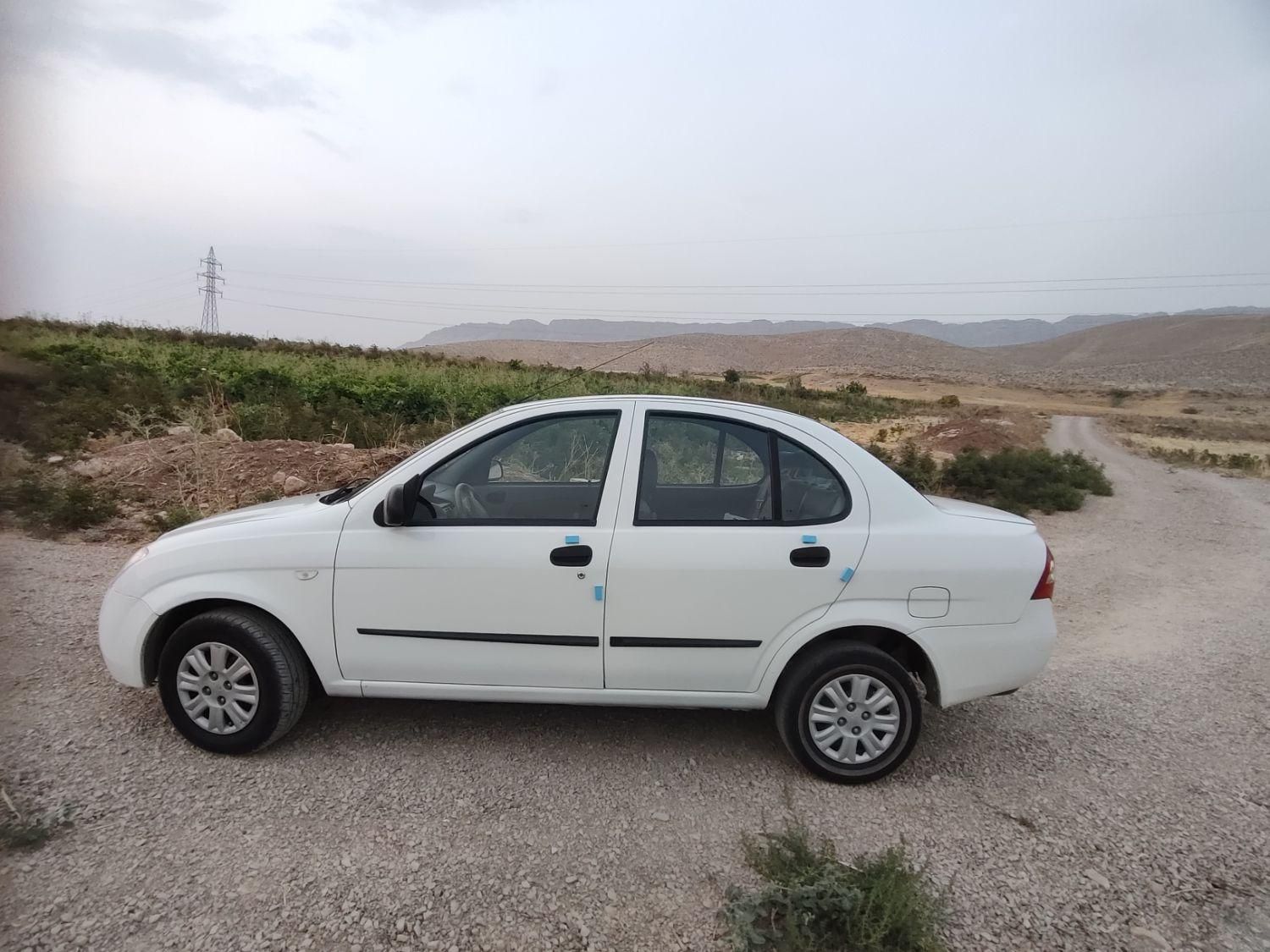 تیبا صندوق دار SX - 1399