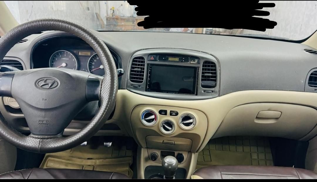 هیوندای کرتا 1.5 لیتر - 2009