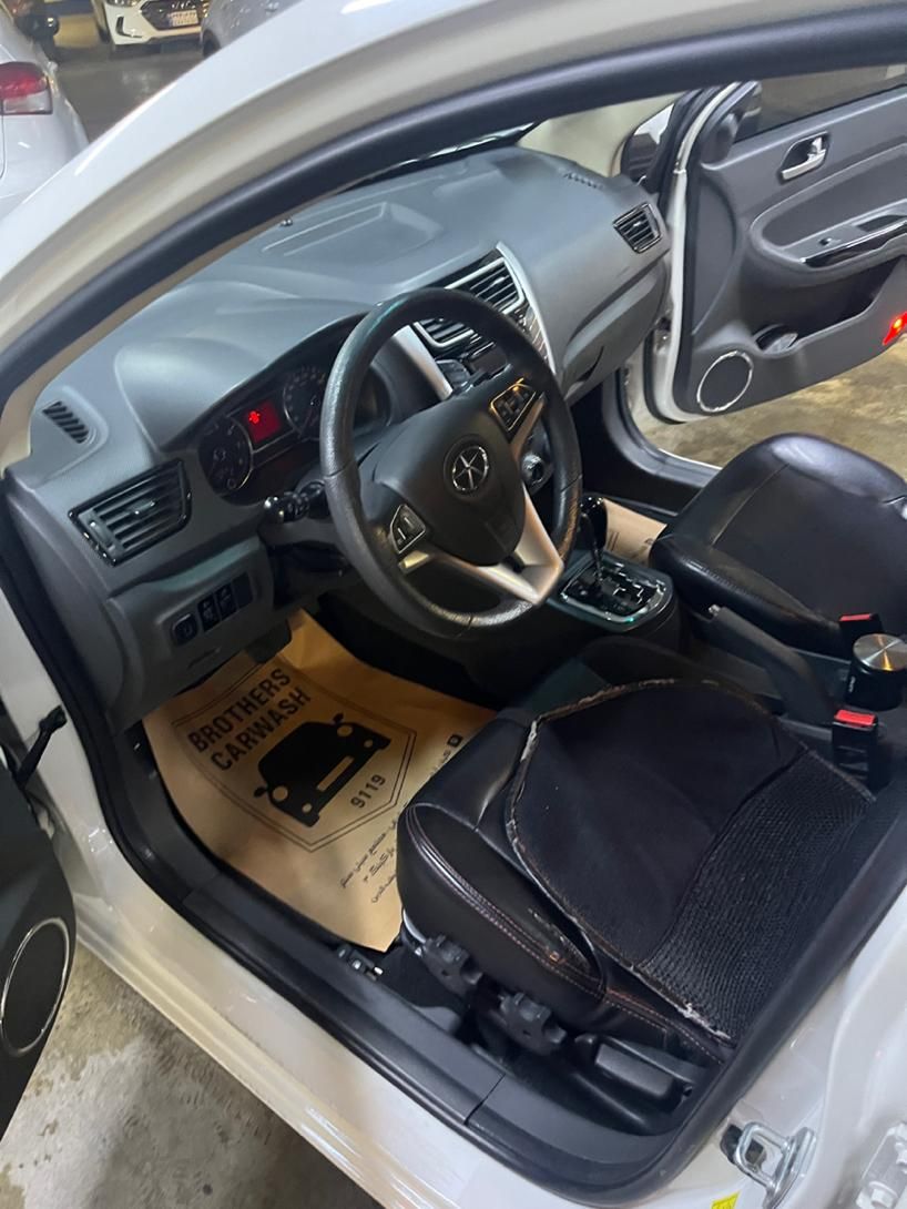 جک J4 اتوماتیک ساده - 1400